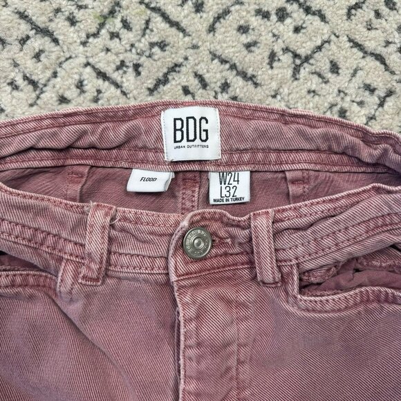 Urban Outfitters BDG Women's faded marron distressed flood pants 24x32 wide leg - Picture 2 of 8